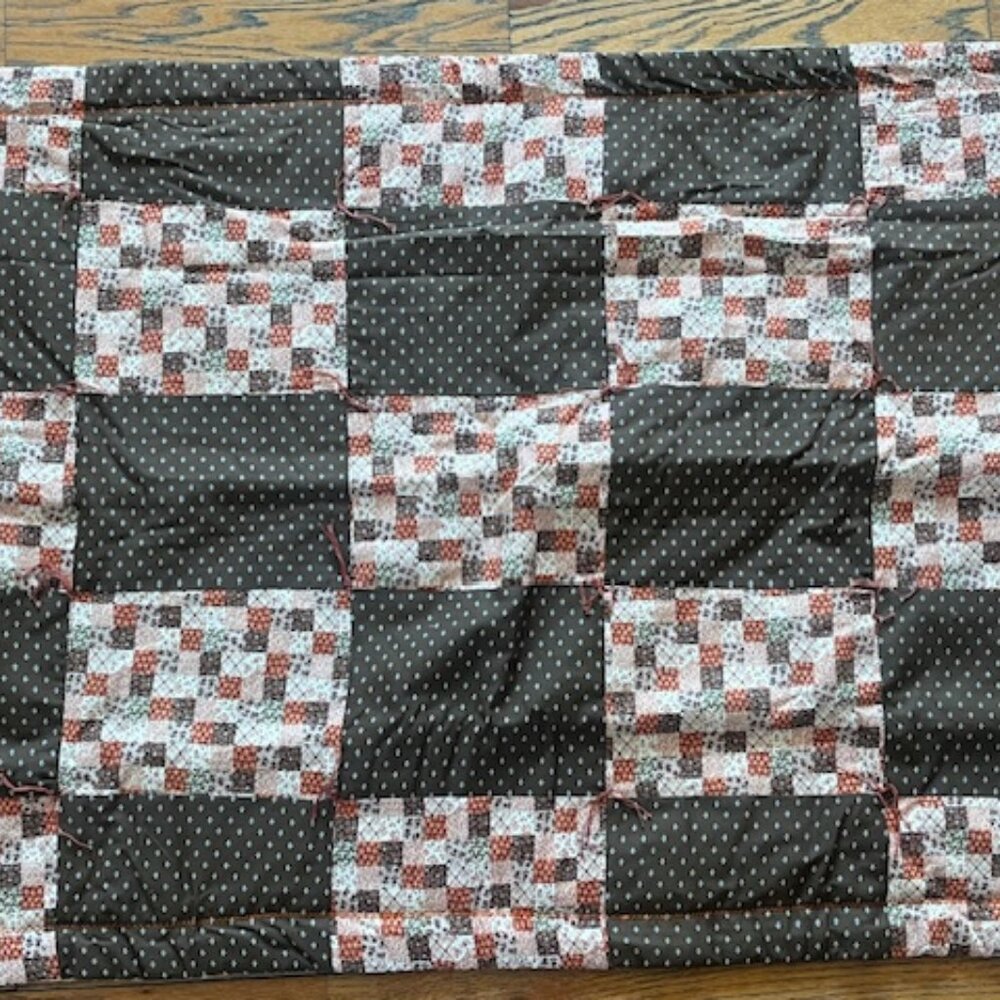 new handmade quilt lap/baby blanket